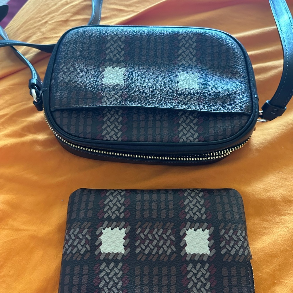 Coach purse and wallet